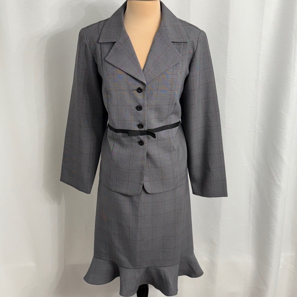 Sweet Suit Women's Vintage Inspired Long Sleeve Plaid Blazer and Skirt Set